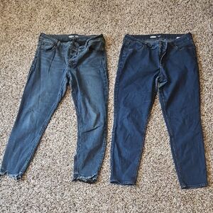 Old Navy Rockstar Super Skinny Jeans
